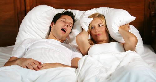 Если хотите иметь крепкий брак – спите в разных комнатах.
